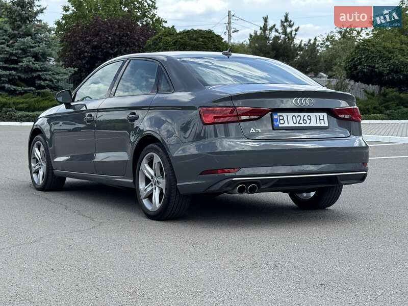 Седан Audi A3 2017 в Полтаве