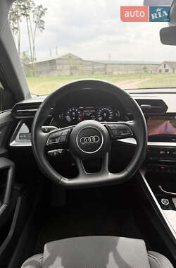 Хэтчбек Audi A3 2023 в 
