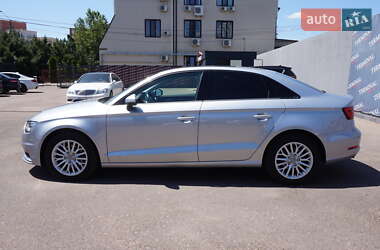 Седан Audi A3 2016 в 