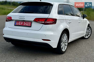 Хэтчбек Audi A3 2020 в 