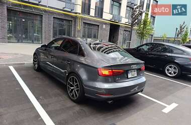 Седан Audi A3 2016 в 
