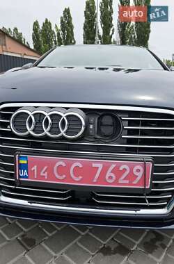 Хэтчбек Audi A3 2017 в 