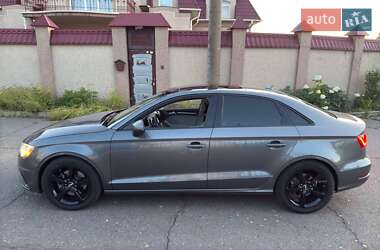 Седан Audi A3 2016 в 