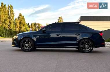 Седан Audi A3 2016 в 