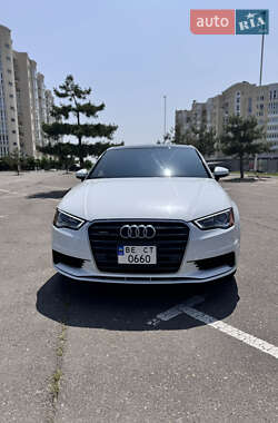 Седан Audi A3 2015 в Миколаєві