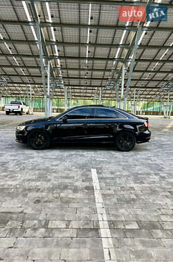Седан Audi A3 2014 в 