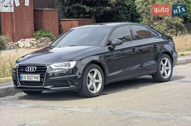 Седан Audi A3 2015 в Киеве