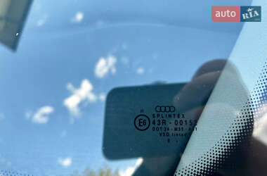 Хэтчбек Audi A3 2001 в 