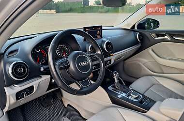 Седан Audi A3 2014 в 