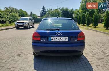 Хэтчбек Audi A3 1999 в 