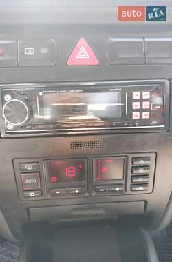 Хэтчбек Audi A3 1999 в 