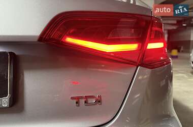 Хэтчбек Audi A3 2016 в 