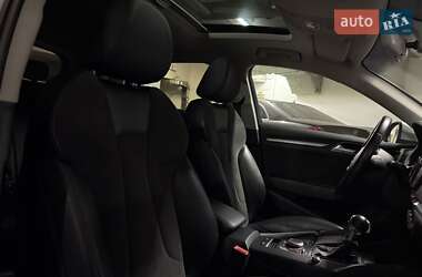 Хэтчбек Audi A3 2016 в 