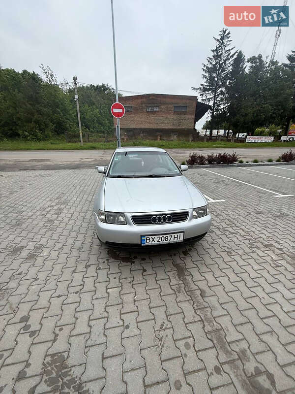 Хэтчбек Audi A3 1999 в Виньковцах