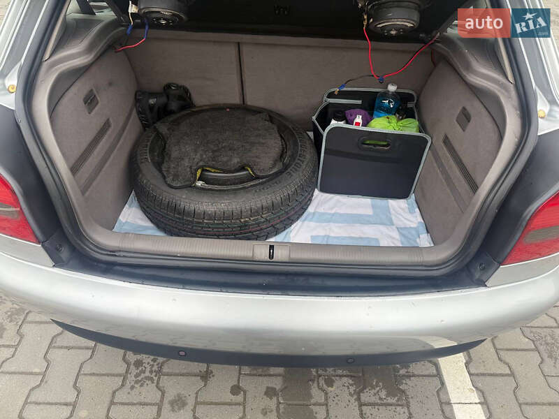 Хэтчбек Audi A3 1999 в Виньковцах