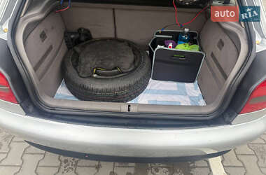 Хетчбек Audi A3 1999 в 