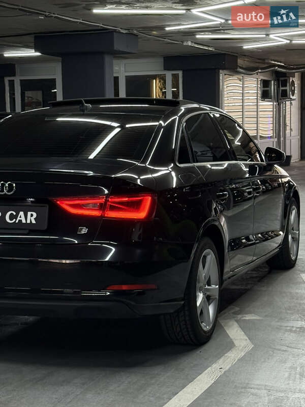Седан Audi A3 2014 в Одессе
