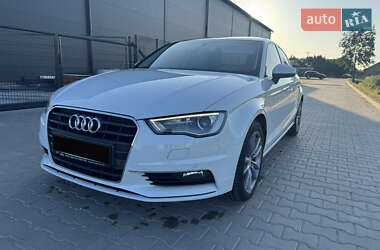 Седан Audi A3 2016 в 