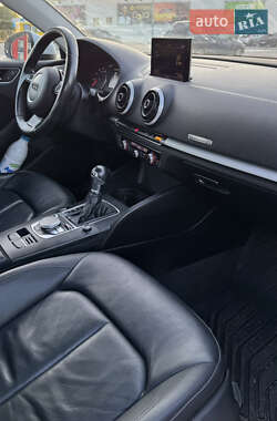 Седан Audi A3 2015 в 