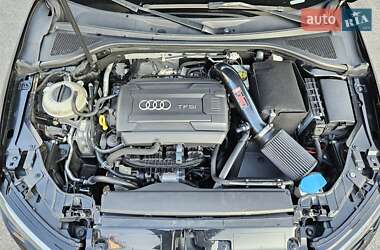 Седан Audi A3 2016 в 