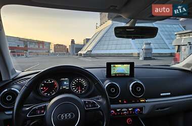 Седан Audi A3 2016 в 