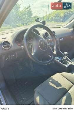 Хэтчбек Audi A3 2005 в 