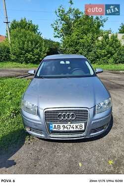 Хэтчбек Audi A3 2005 в 