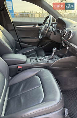 Седан Audi A3 2015 в 