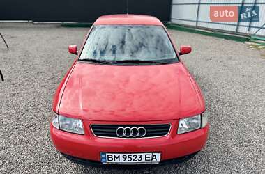 Хэтчбек Audi A3 1999 в 