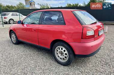 Хэтчбек Audi A3 1999 в 