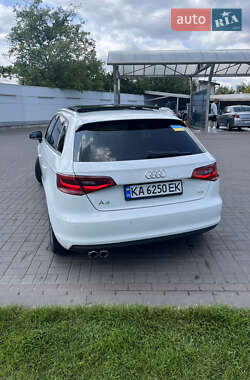 Хэтчбек Audi A3 2016 в 