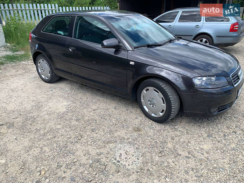 Хетчбек Audi A3 2004 в Долині