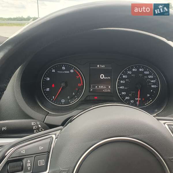 Седан Audi A3 2015 в Львове