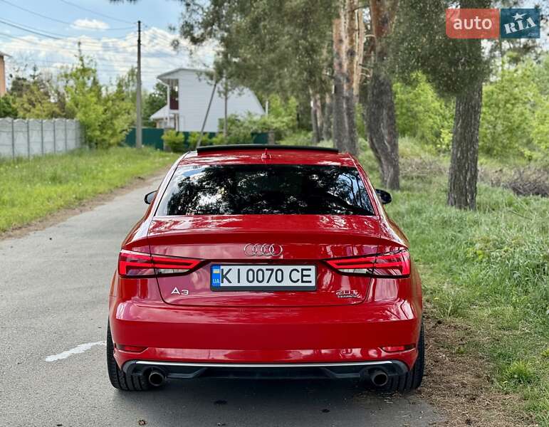 Седан Audi A3 2016 в Киеве