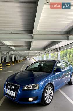 Хэтчбек Audi A3 2008 в Киеве