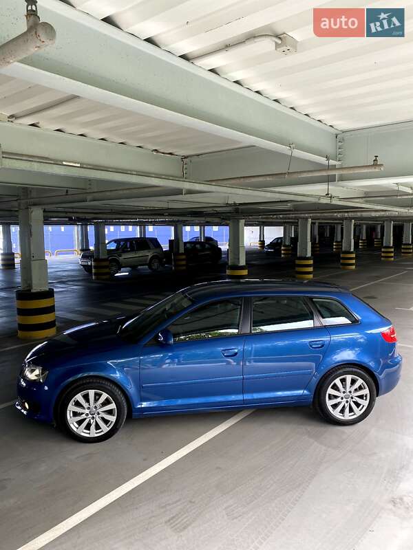 Хэтчбек Audi A3 2008 в Киеве