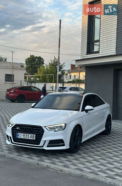 Седан Audi A3 2016 в 