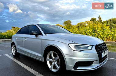 Седан Audi A3 2014 в 