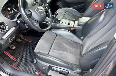 Хетчбек Audi A3 2015 в 