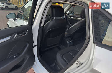 Седан Audi A3 2016 в 