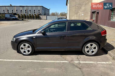 Хэтчбек Audi A3 2003 в Луцке