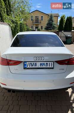 Седан Audi A3 2014 в 