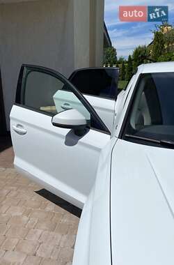 Седан Audi A3 2014 в 