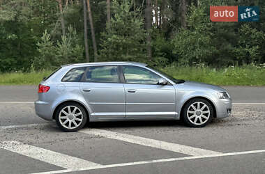 Хэтчбек Audi A3 2005 в 