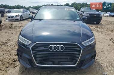 Седан Audi A3 2018 в 