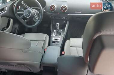 Седан Audi A3 2018 в 