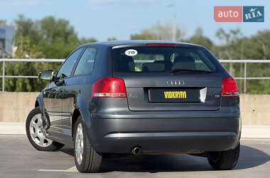 Хэтчбек Audi A3 2005 в 
