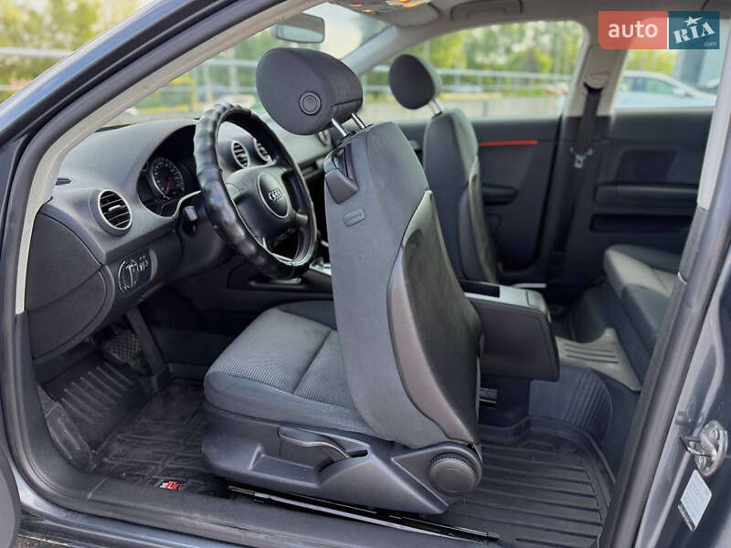 Хэтчбек Audi A3 2005 в Киеве