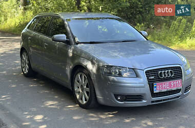 Хэтчбек Audi A3 2005 в 