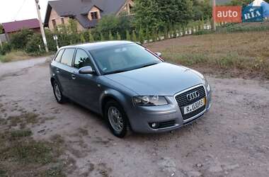 Хэтчбек Audi A3 2005 в 